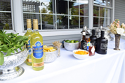 SHOWER THE BRIDE AND GROOM